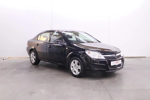 Седан Opel Astra 2010 года, 740000 рублей, Брянск