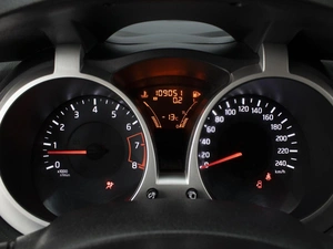 Внедорожник Nissan Juke 2011 года, 860000 рублей, Омск