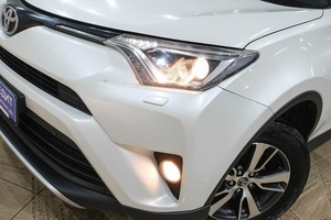 Внедорожник Toyota RAV4 2016 года, 2259000 рублей, Новокузнецк