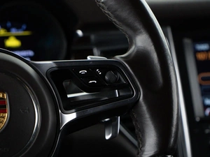 Внедорожник Porsche Macan Turbo 2014 года, 2877077 рублей, Москва