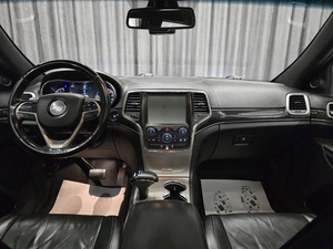 Внедорожник Jeep Grand Cherokee 2013 года, 2199000 рублей, Красноярск