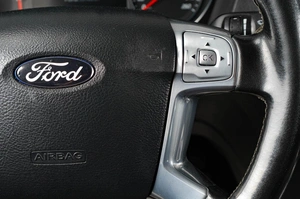 Седан Ford Mondeo 2012 года, 829000 рублей, Тюмень