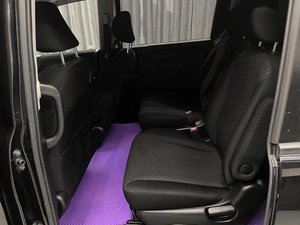 Минивэн Honda Freed 2013 года, 999000 рублей, Красноярск