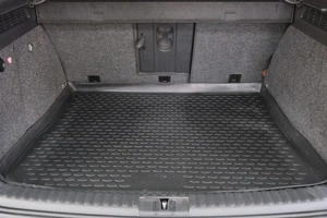 Внедорожник Volkswagen Tiguan 2012 года, 1439000 рублей, Омск