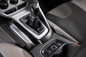 Хетчбэк Ford Focus 2012 года, 699000 рублей, Сургут