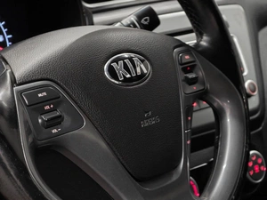 Седан Kia Rio 2016 года, 999000 рублей, Красноярск