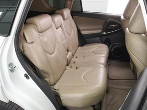 Внедорожник Toyota RAV4 2011 года, 1499000 рублей, Воронеж