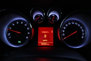 Хэтчбек Opel Astra 2012 года, 880000 рублей, Брянск
