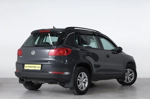Внедорожник Volkswagen Tiguan 2014 года, 1799000 рублей, Новосибирск