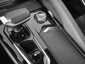 Внедорожник Geely Monjaro 2024 года, 3650100 рублей, Казань