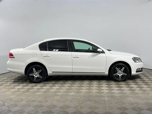 Седан Volkswagen Passat 2012 года, 799100 рублей, Казань
