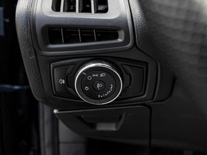 Хетчбэк Ford Focus 2011 года, 780000 рублей, Краснодар