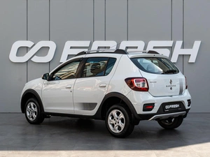 Хетчбэк Renault Sandero Stepway 2017 года, 980000 рублей, Краснодар