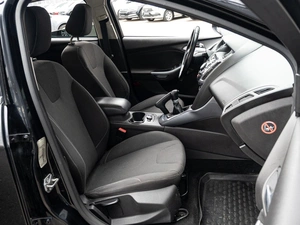 Хетчбэк Ford Focus 2013 года, 935000 рублей, Краснодар