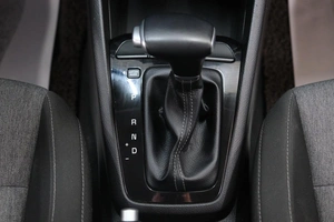 Внедорожник Kia Stonic 2019 года, 1889000 рублей, Омск