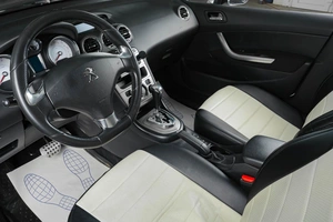 Седан Peugeot 408 2014 года, 719000 рублей, Тюмень