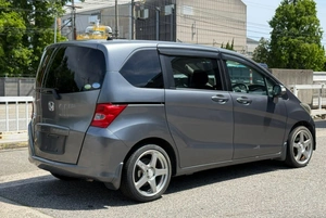 Минивэн Honda Freed 2010 года, 720000 рублей, Красноярск