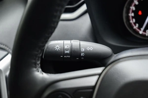 Внедорожник Toyota RAV4 2021 года, 3649000 рублей, Ульяновск