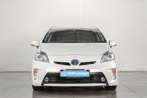 Лифтбек Toyota Prius 2015 года, 1539000 рублей, Челябинск