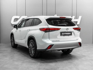Внедорожник Toyota Highlander 2026 года, 5459000 рублей, Тюмень