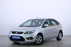 Хетчбэк Ford Focus 2010 года, 799000 рублей, Омск