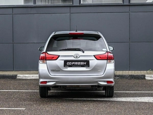 Универсал Toyota Corolla Fielder 2018 года, 1449000 рублей, Кирилловка