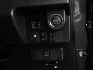 Хетчбэк Toyota Tank 2019 года, 1199000 рублей, Воронеж