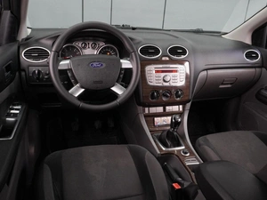 Хетчбэк Ford Focus 2008 года, 599000 рублей, Воронеж