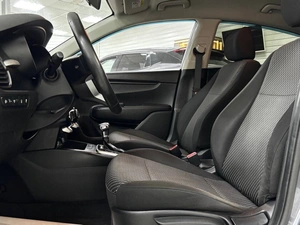 Седан Kia Rio 2018 года, 1249000 рублей, Ачинск