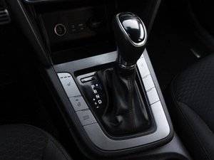 Седан Hyundai Elantra 2020 года, 1599000 рублей, Саратов