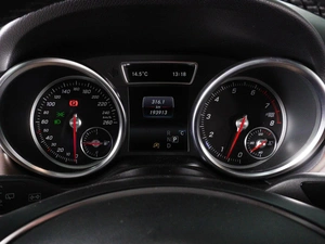 Внедорожник Mercedes-benz GLE-класс 2016 года, 3689000 рублей, Красный Пахарь