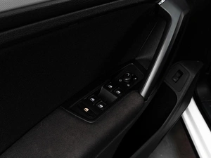 Внедорожник Volkswagen Tiguan 2020 года, 2279000 рублей, Тюмень