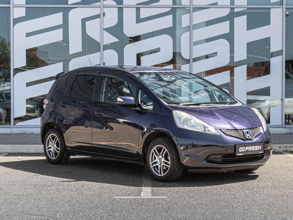 Хетчбэк Honda Fit 2010 года, 810000 рублей, Краснодар