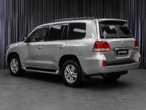 Внедорожник Toyota Land Cruiser 2007 года, 2849000 рублей, Тюмень