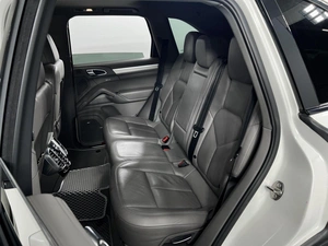 Внедорожник Porsche Cayenne 2010 года, 2389900 рублей, Казань
