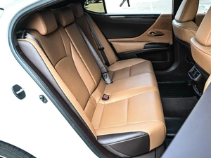 Седан Lexus ES 2020 года, 3999000 рублей, Кирилловка