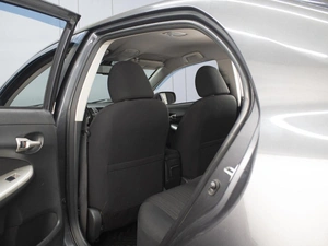 Седан Toyota Corolla 2007 года, 890000 рублей, Омск