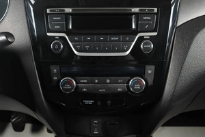 Внедорожник Nissan X-Trail 2017 года, 1499000 рублей, Тюмень