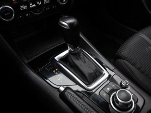 Седан Mazda 3 2018 года, 1590000 рублей, Краснодар