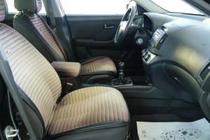 Седан Hyundai Elantra 2010 года, 759000 рублей, Омск