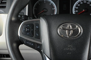 Минивэн Toyota Hiace 2021 года, 5149000 рублей, Тюмень