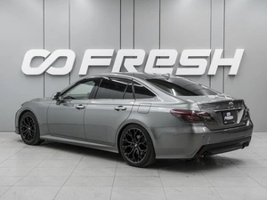 Седан Toyota Crown 2021 года, 3970000 рублей, Ростов-на-Дону