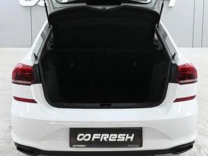 Лифтбек Volkswagen Polo 2020 года, 1679000 рублей, Аксай