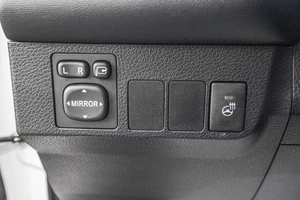 Внедорожник Toyota RAV4 2018 года, 3389000 рублей, Барнаул