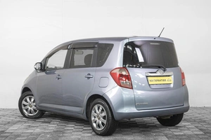 Хетчбэк Toyota Ractis 2005 года, 659000 рублей, Кемерово