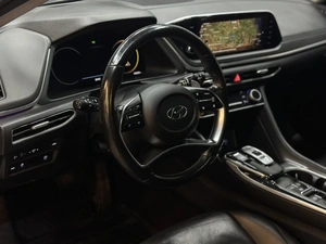 Седан Hyundai Sonata 2019 года, 2087000 рублей, Красноярск