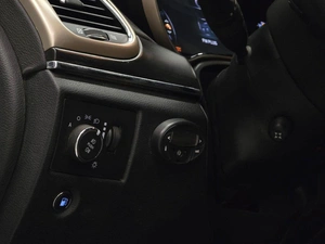 Внедорожник Jeep Grand Cherokee 2013 года, 1980000 рублей, Ачинск