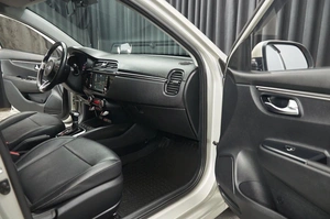 Седан Kia Rio 2020 года, 1387000 рублей, Красноярск