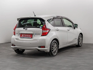 Хетчбэк Nissan Note 2017 года, 1275000 рублей, Красноярск