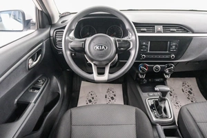 Седан Kia Rio 2021 года, 1649000 рублей, Красноярск
